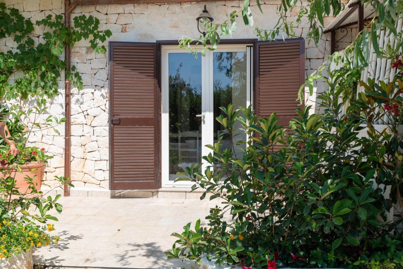 Appartamento Gardenia In Villa Mariella Ostuni Exterior photo